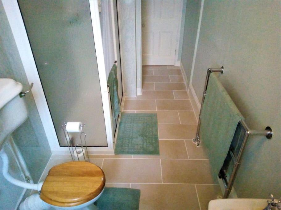 Tranquil Getaway Near Brecon Beacons Apartment Llandovery Luaran gambar