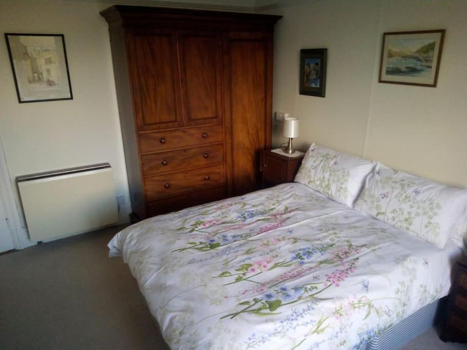 Tranquil Getaway Near Brecon Beacons Apartment Llandovery Luaran gambar